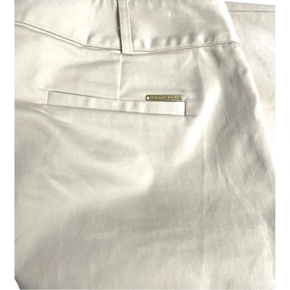 Michael Kors lightweight Khaki flat front pants size 10